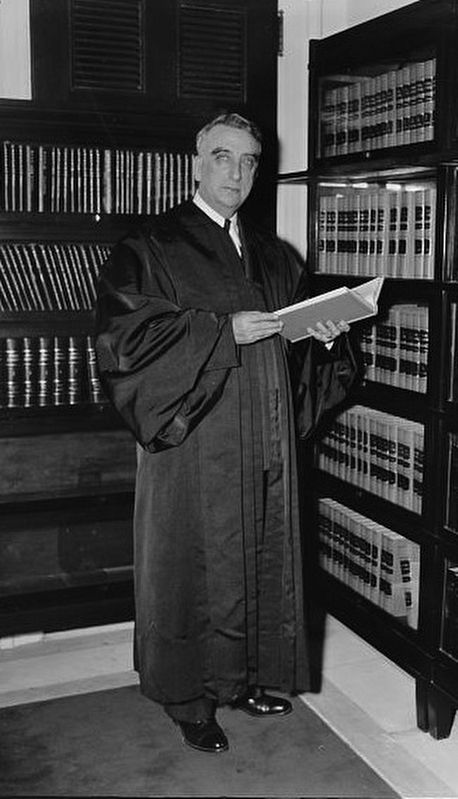 Supreme Court Justice Frederick "Fred" Moore Vinson image. Click for full size.