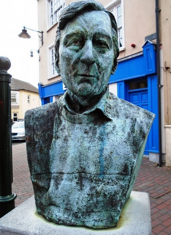 Peter Barry Bust image. Click for full size.