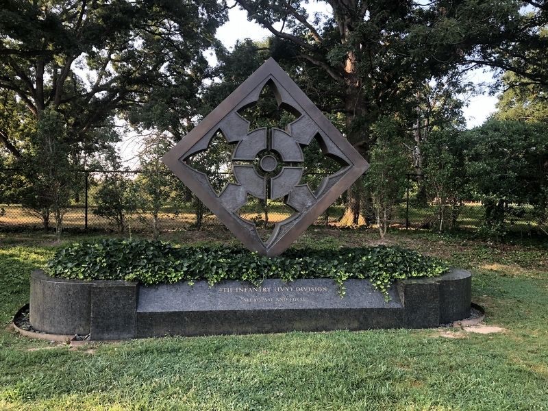 4th Infantry (Ivy) Division Marker image. Click for full size.