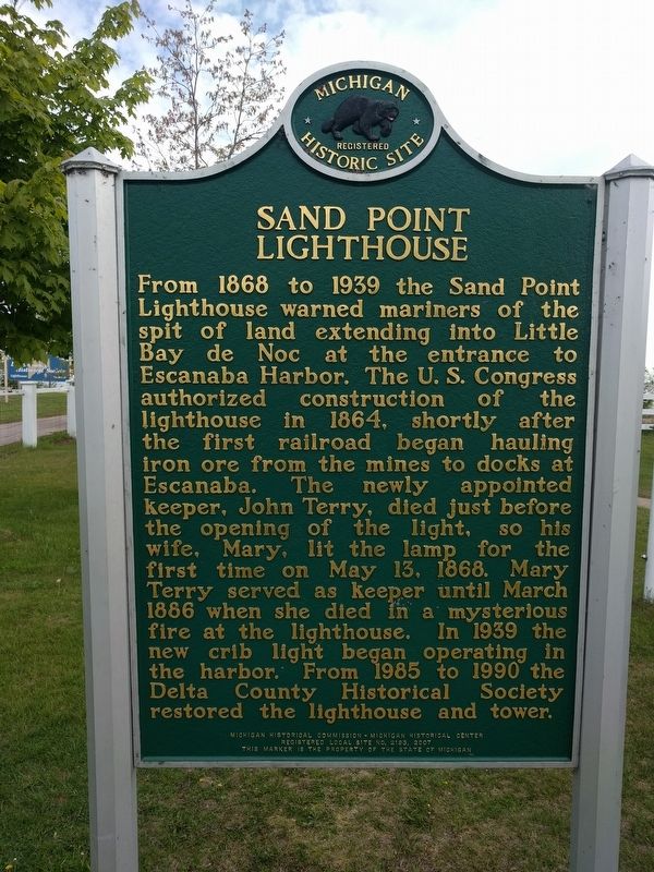 Sand Point Lighthouse / Squaw Point Boathouse Marker image. Click for full size.