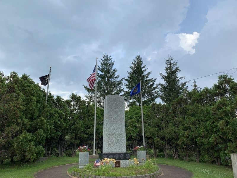 Mohawk War Memorial image. Click for full size.