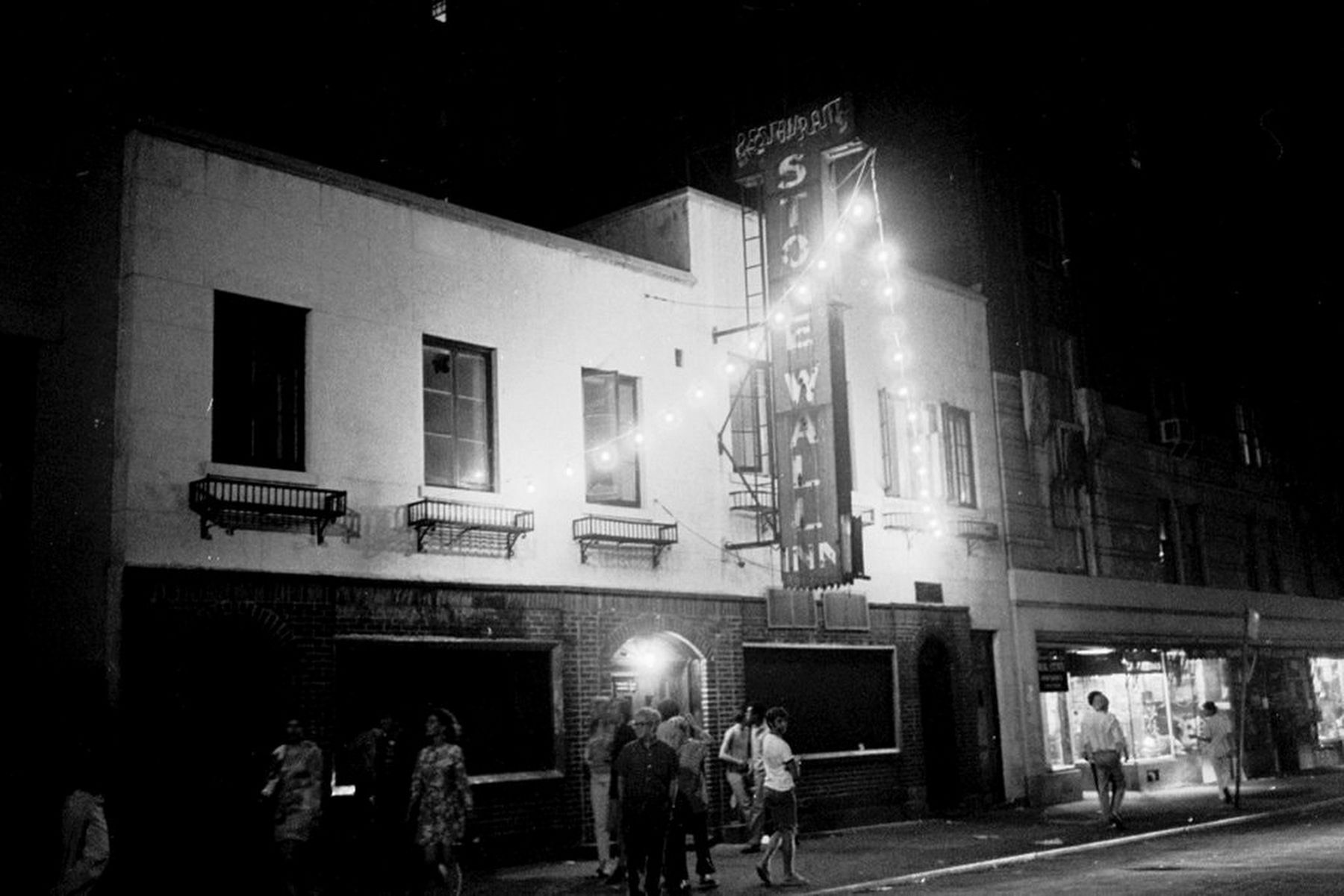 The Stonewall Inn's original appearance image. Click for full size.