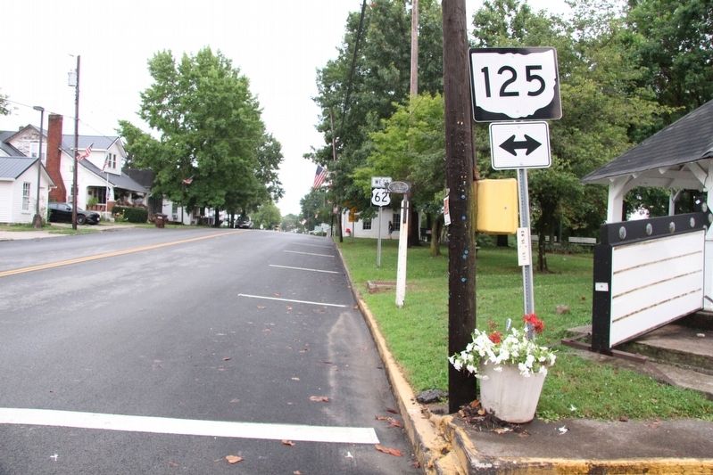 Logan's Crossing 1796 Directional Marker Marker image. Click for full size.