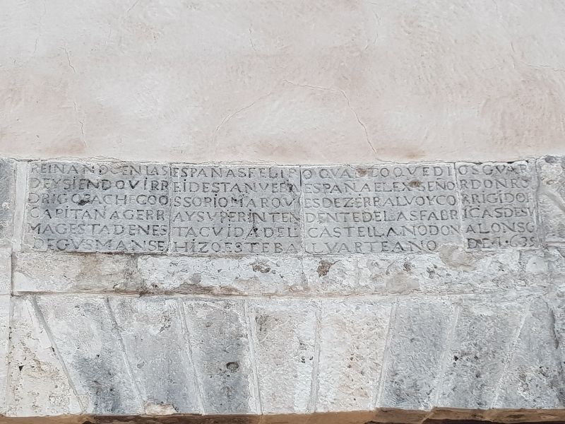 The Bastion of Santiago's 1635 dedicatory inscription over its entrance image. Click for full size.