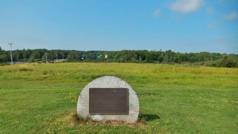 The Village of Jewett's Mills Marker<br>(<i>wide view • marker is mounted on an old millstone</i>) image. Click for full size.