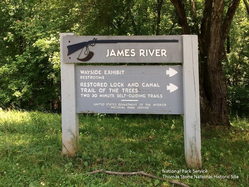 James River Visitor Center Entrance Sign image. Click for full size.