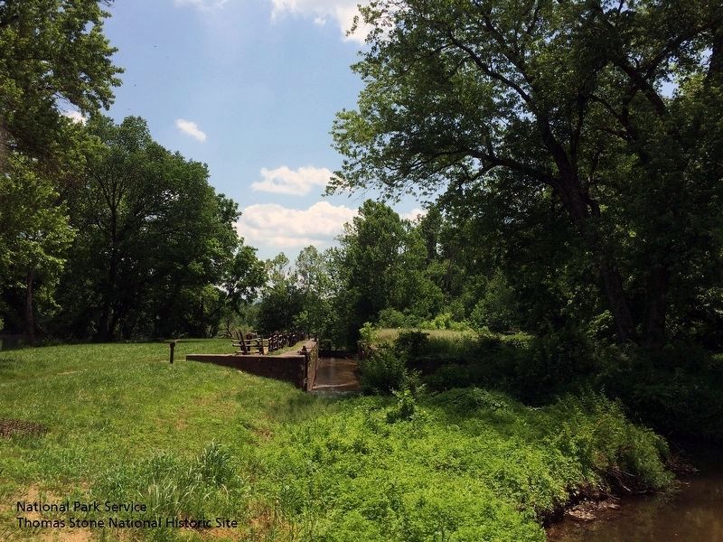 Battery Creek Lock of the James River and Kanawha Canal. Click for full size. Battery Creek Lock of the James River and Kanawha Canal image. Click for full size.