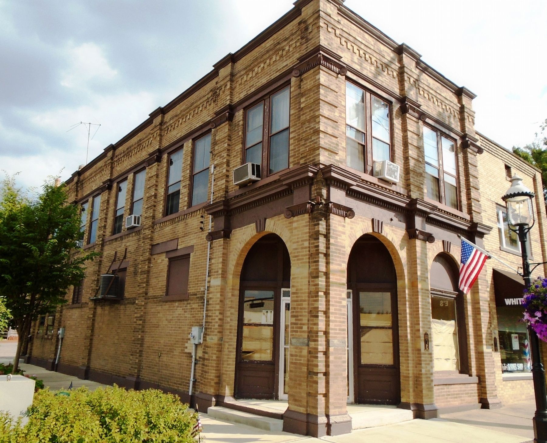 3968 Broadway and Marker. Click for full size. 3968 Broadway and Marker image. Click for full size.