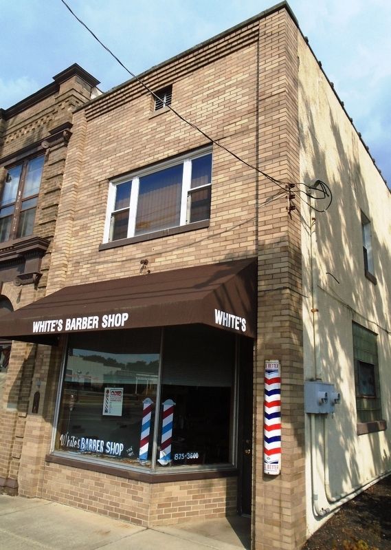 3974 Broadway and Marker. Click for full size. 3974 Broadway and Marker image. Click for full size.