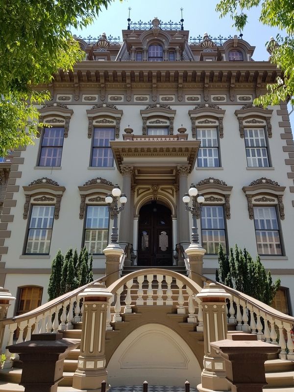 The northern, front side of the Leland Stanford Mansion image. Click for full size.