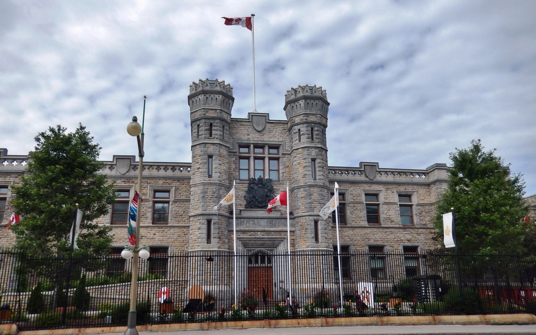 The Royal Canadian Mint (<i>east side view from Sussex Drive</i>) image. Click for full size.