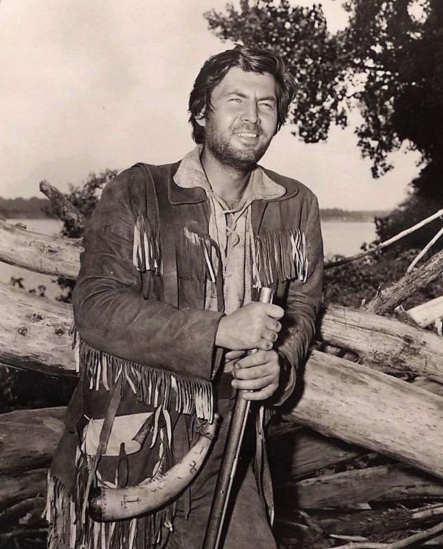 Fess Parker as Davy Crockett image. Click for full size.