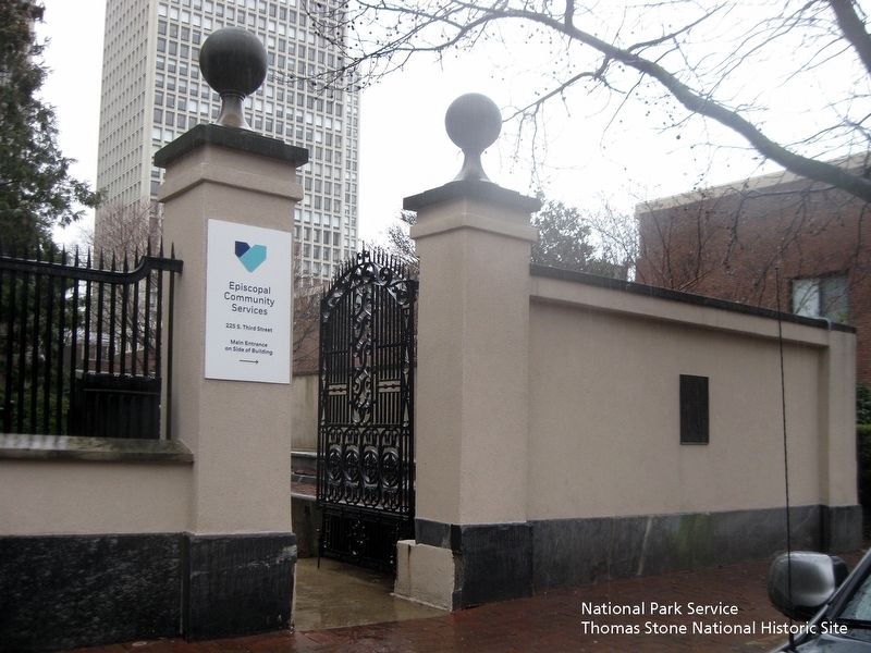 Gate of Old St. Paul's Church image. Click for full size.