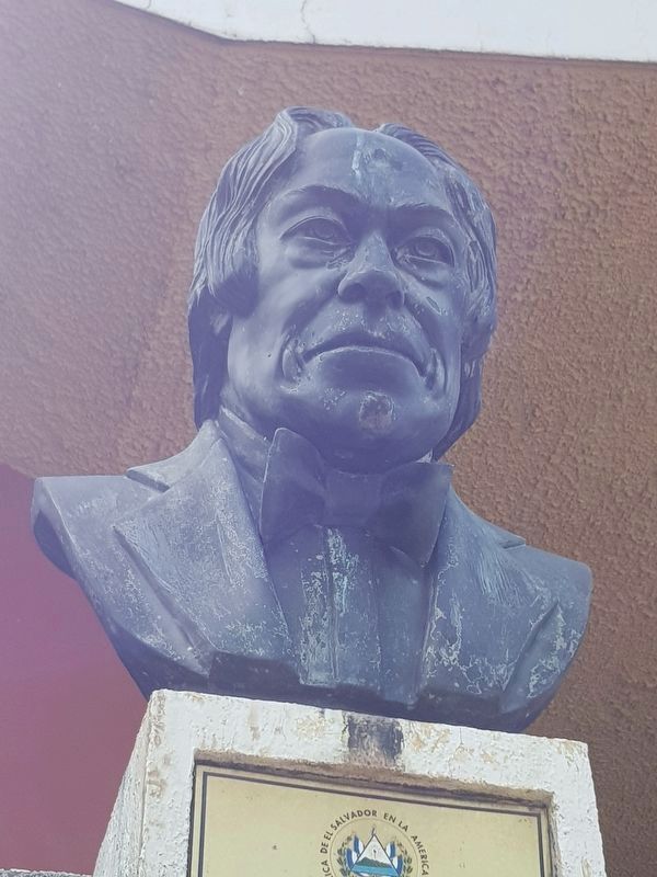 Agustín Barrios bust by Camilo Bonilla. Click for full size. Agustín Barrios bust by Camilo Bonilla image. Click for full size.