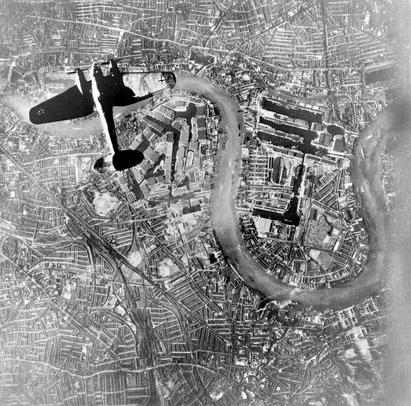German Bomber over the East End of London image. Click for full size.