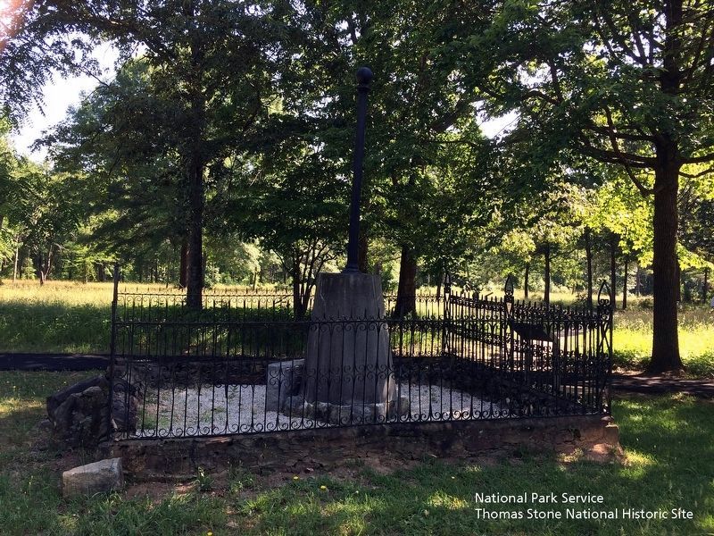 Washington Light Infantry Monument Marker is visible along the right edge of the fence. image. Click for full size.