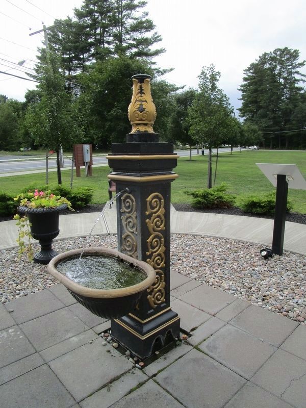 Warrensburgh Bicentennial Garden Fountain image. Click for full size.