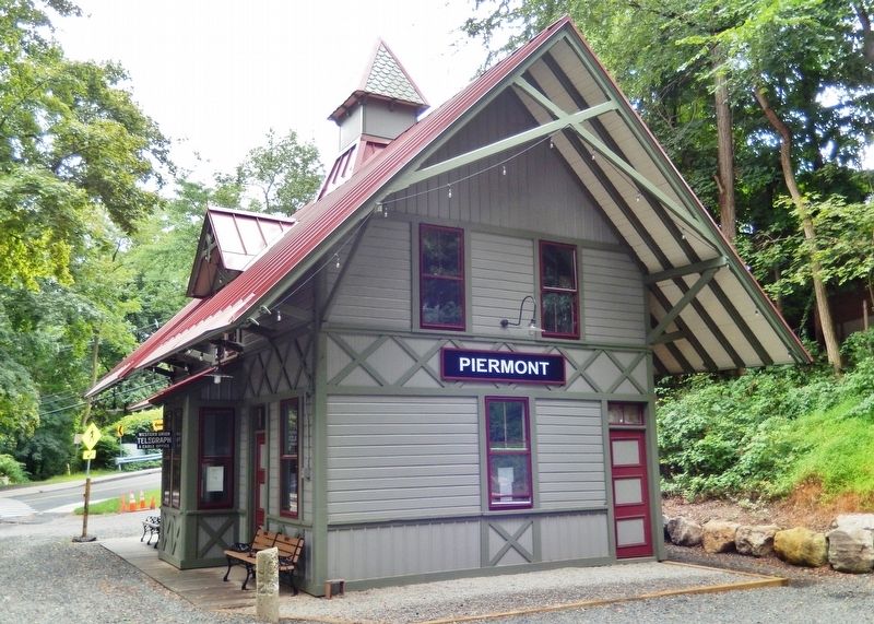 Piermont Station<br>(<i>northeast corner • view from near marker</i>) image. Click for full size.
