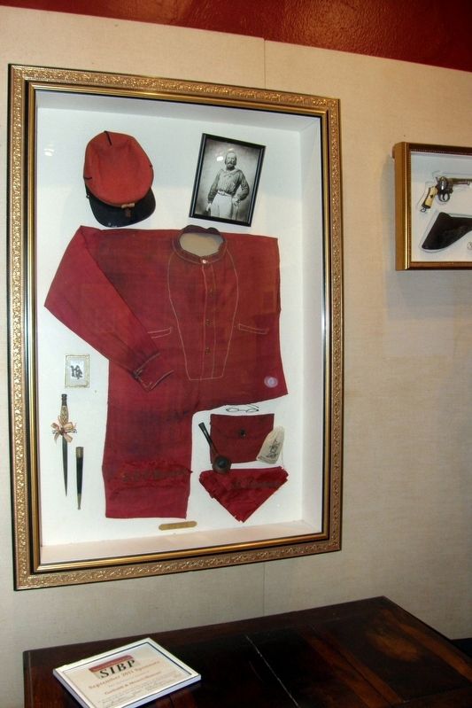 Giuseppe Garibaldi's uniform image. Click for full size.