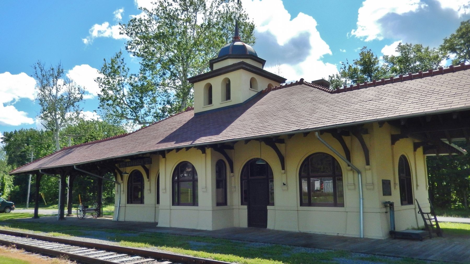 Napanoch Station (<i>east side view</i>) image. Click for full size.