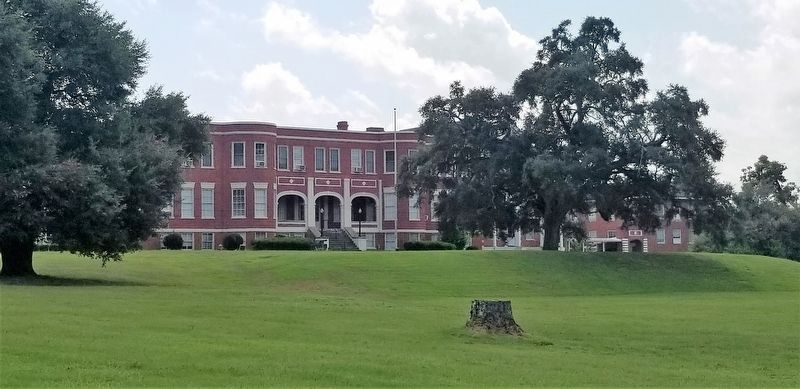Chamberlain-Hunt Academy. Click for full size. Chamberlain-Hunt Academy image. Click for full size.
