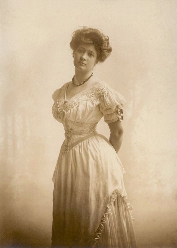 Ima Hogg (July 10, 1882 – August 19, 1975) image. Click for full size.