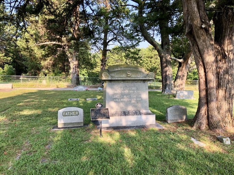 Robert N. Stafford gravesite and marker. image. Click for full size.