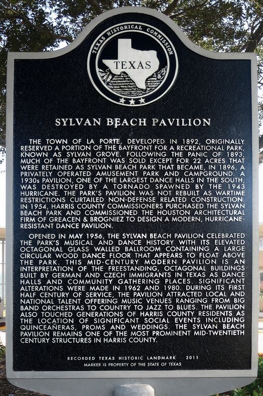Sylvan Beach Pavilion Marker. Click for full size. Sylvan Beach Pavilion Marker image. Click for full size.