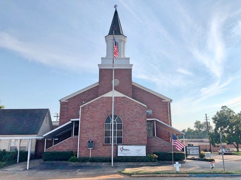First United Methodist Church of Gladewater & Marker image. Click for full size.
