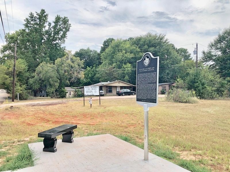 Marker at former school site. image. Click for full size.