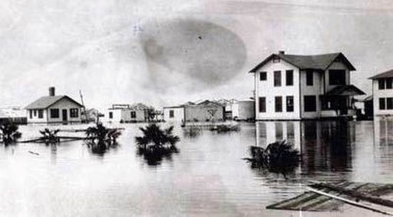 Belle Glade After the Storm image. Click for full size.