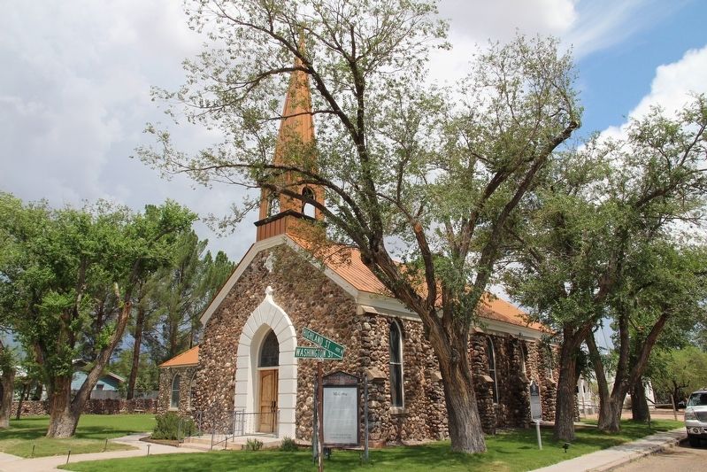St. Paul's Episcopal Church and Marker. Click for full size. St. Paul's Episcopal Church and Marker image. Click for full size.