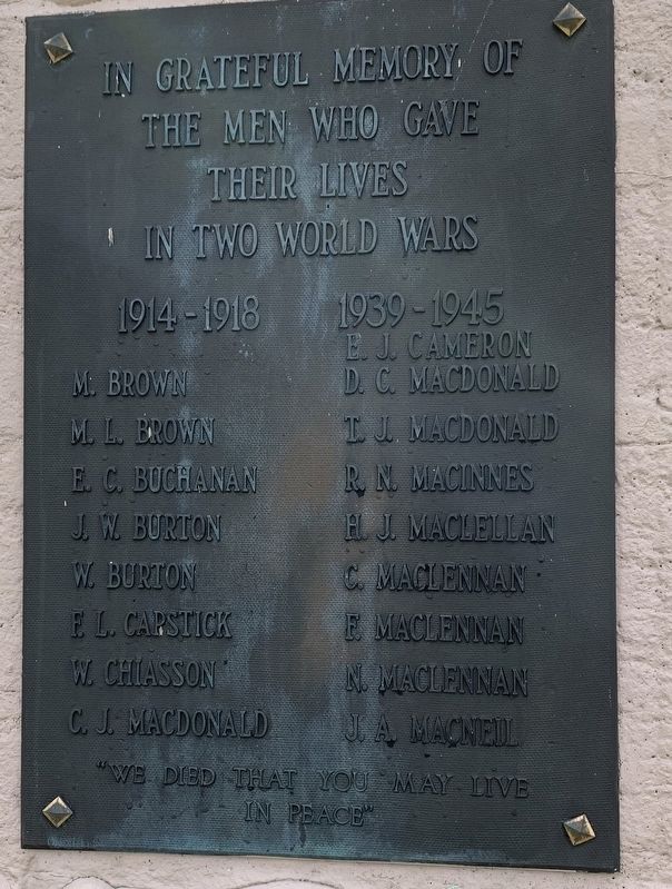 South Harbour War Memorial. Click for full size. South Harbour War Memorial image. Click for full size.