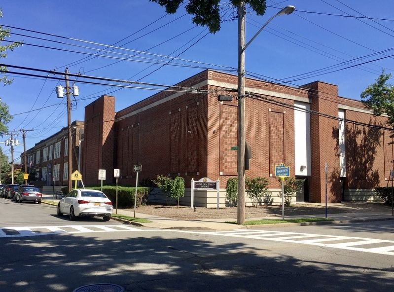 Floral Park School and Marker. Click for full size. Floral Park School and Marker image. Click for full size.