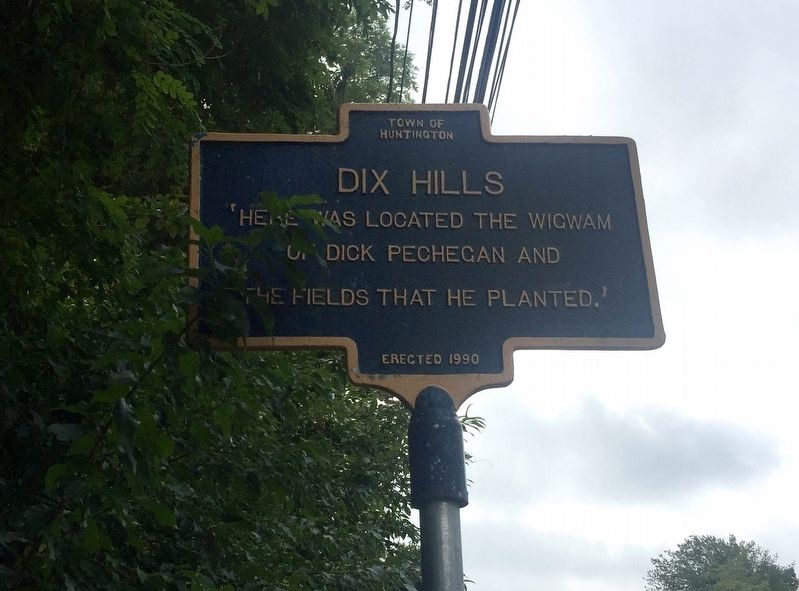 Dix Hills Marker image. Click for full size.