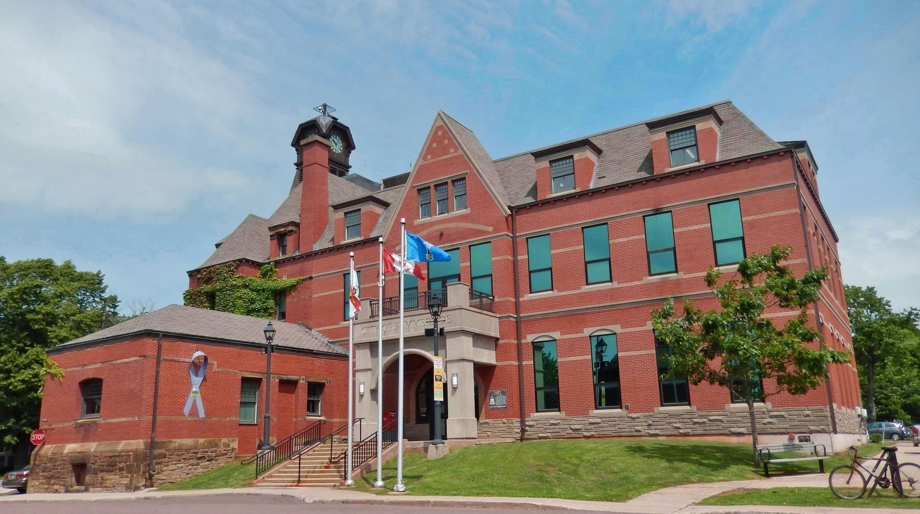 Former Summerside Post Office • now Summerside City Hall image. Click for full size.