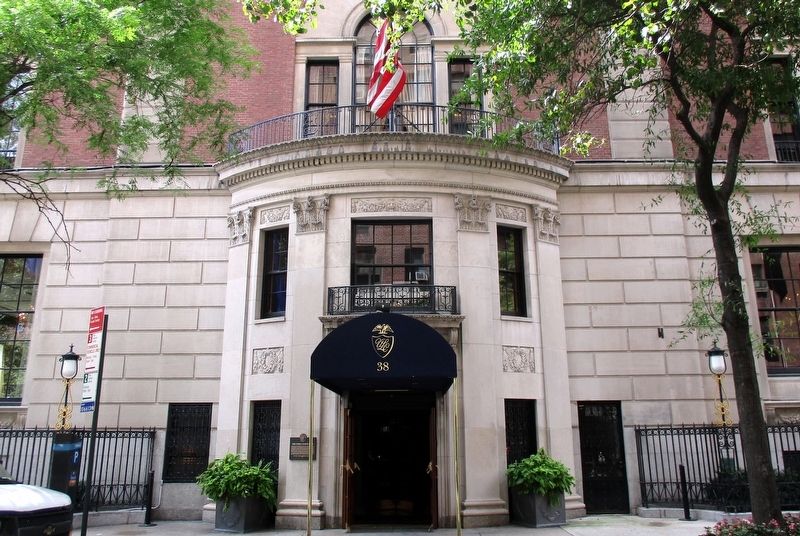 The Union League Club Marker site image. Click for full size.