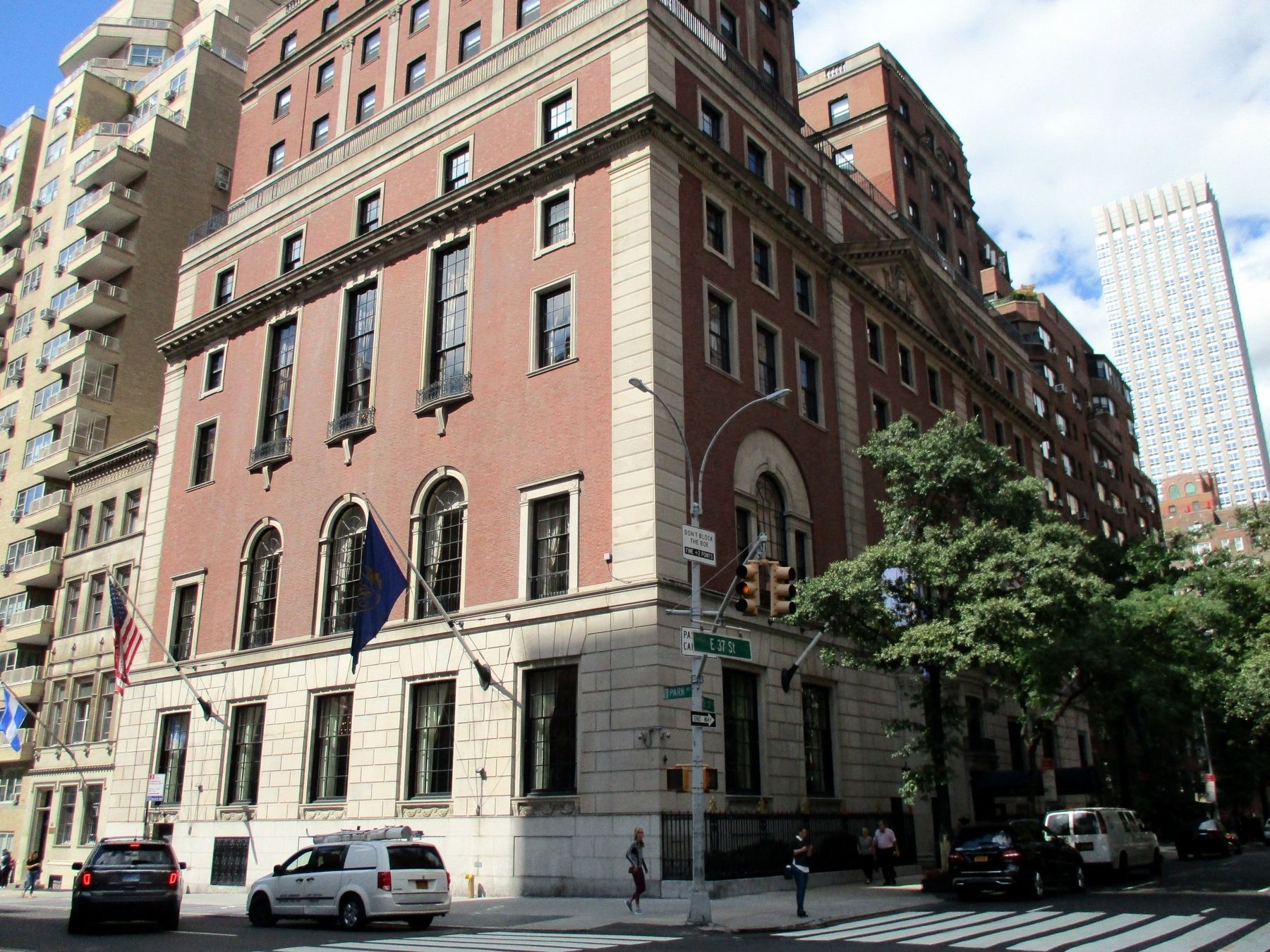 The Union League Club image. Click for full size.