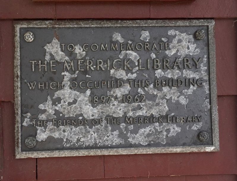 Commemorative plaque (found to the right of the doorway) image. Click for full size.
