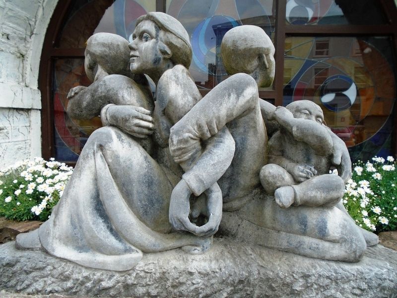 ~ The Family ~ Sculpture image. Click for full size.