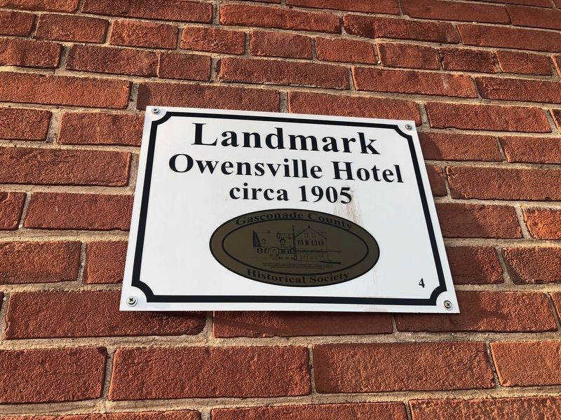 Plaque on the building image. Click for full size.