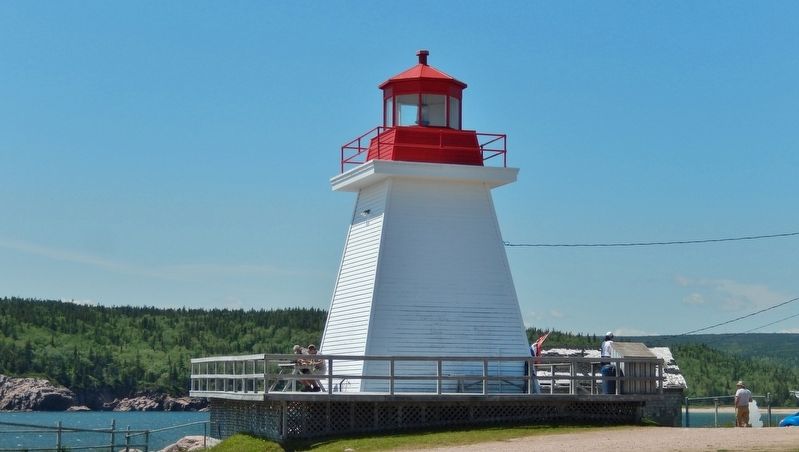 Neil's Harbour Lighthouse<br>(<i>located about 200 yards southeast of marker</i>) image. Click for full size.