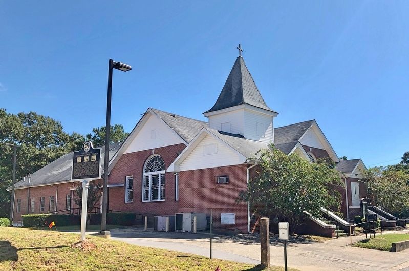 The Mount Olive Missionary Baptist Church & marker. image. Click for full size.