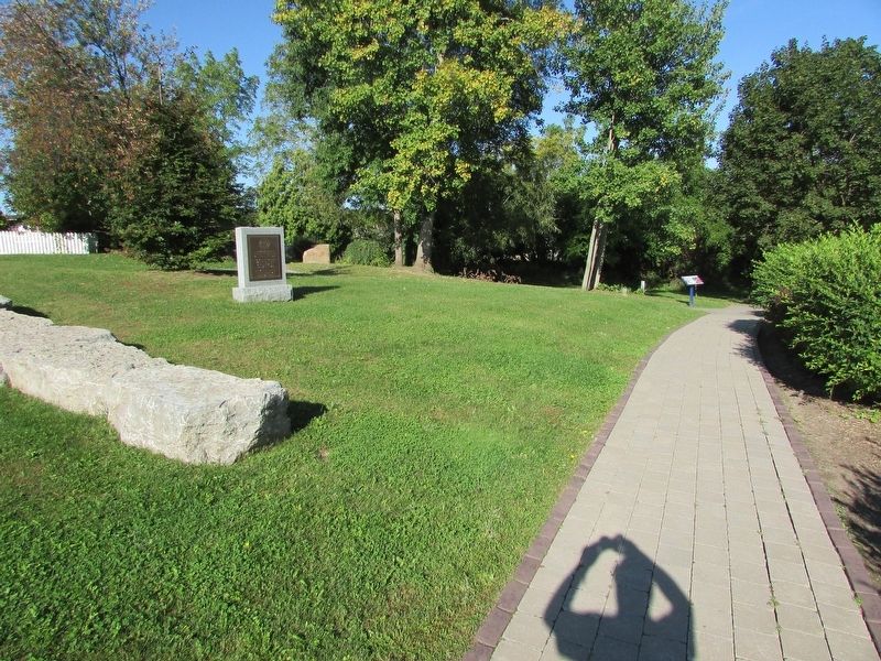 Marker in Lundy’s Lane Battlefield Park. Click for full size. Marker in Lundy’s Lane Battlefield Park image. Click for full size.