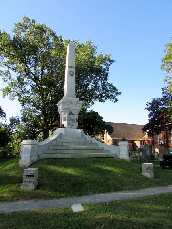 Soldier�s Monument image. Click for full size.