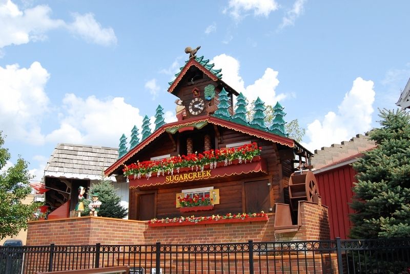 Giant Cuckoo Clock image. Click for full size.