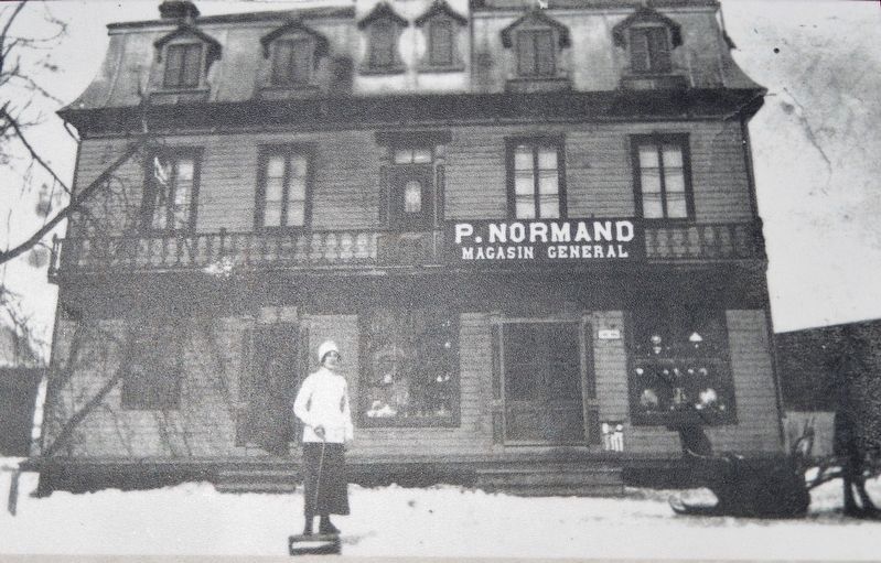 Marker detail: Magasin gnral P. Normand (1894)<br>(P. Normand General Store - 1894) image. Click for full size.