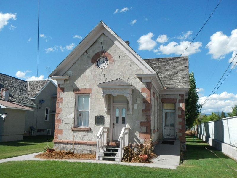 Old Tithing Office and Marker. Click for full size. Old Tithing Office and Marker image. Click for full size.