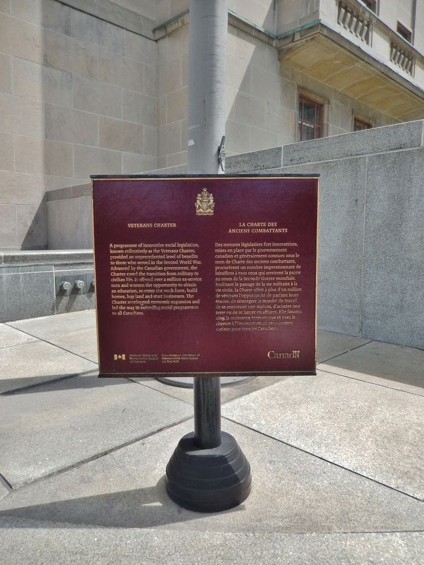 Veterans Charter Marker (<i>tall view</i>) image. Click for full size.