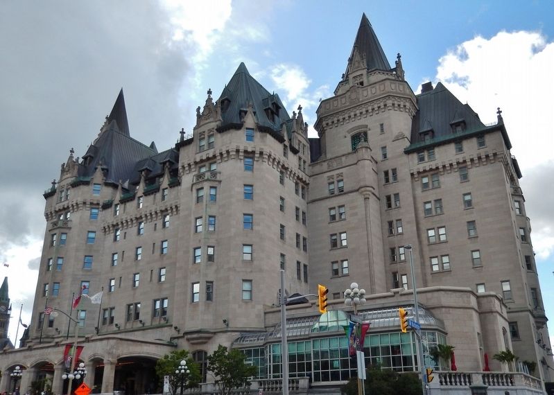 Château Laurier / Le Château Laurier<br>(<i>southeast corner view</i>). Click for full size. Château Laurier / Le Château Laurier<br>(<i>southeast corner view</i>) image. Click for full size.